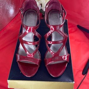 VIA NEROLI NIB Size 8.5